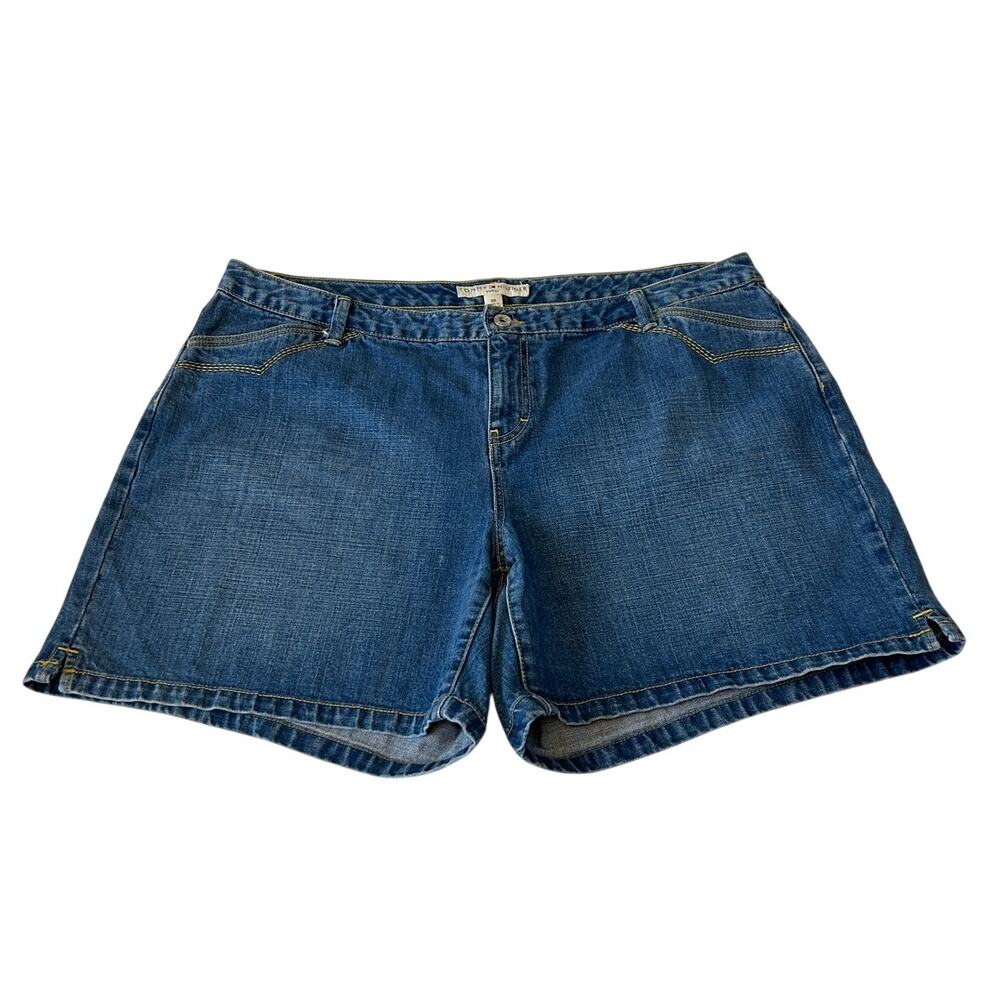 Tommy Hilfiger Women's Jean Shorts Size 20 Medium Wash Denim Classic Preppy